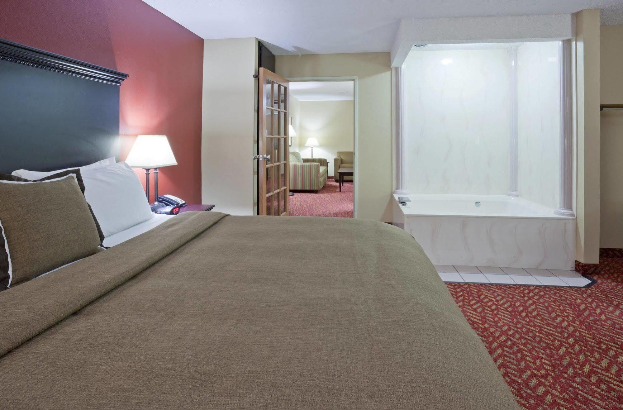 Grandstay Hotel & Suites Cambridge Exterior foto