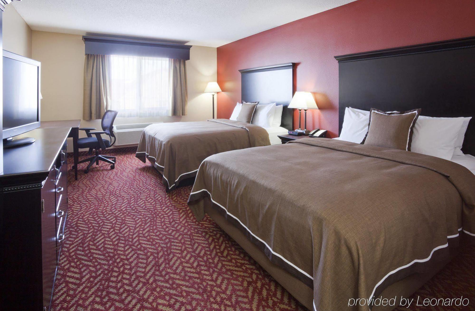 Grandstay Hotel & Suites Cambridge Exterior foto